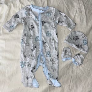 Baby boy pajamas set